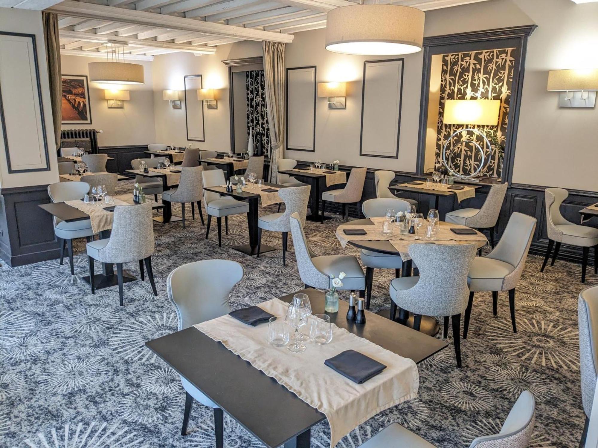 Hotel Le Lion D'Or Et Restaurant La Table Du Lion Bayeux Exteriér fotografie